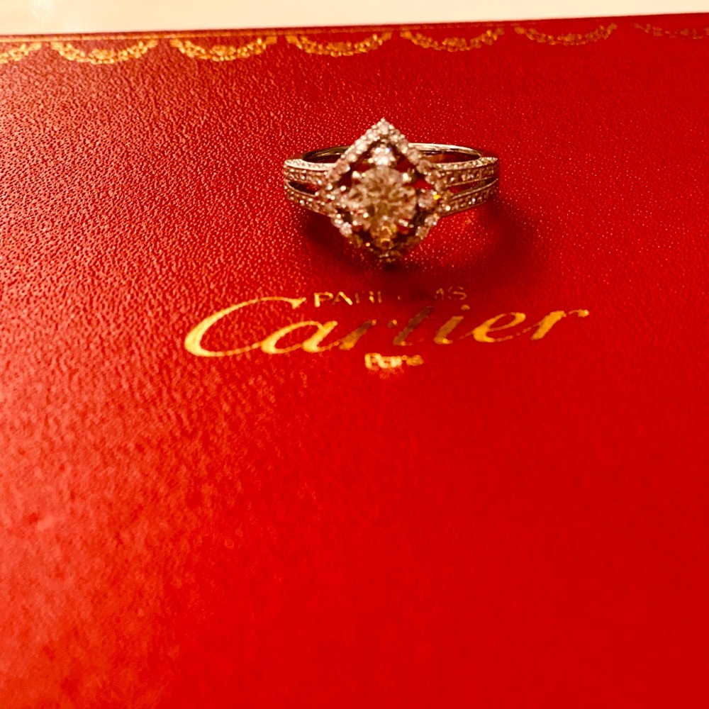 VINTAGE Unity Ring 18KTWhite gold 1.77ct DIAMONDS